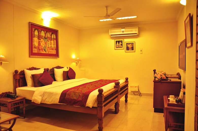 Hotel Aalankrita Resort And Convention