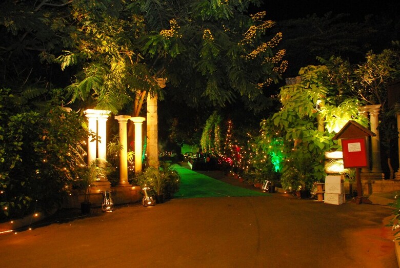 Hotel Aalankrita Resort And Convention