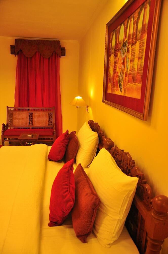Hotel Aalankrita Resort And Convention