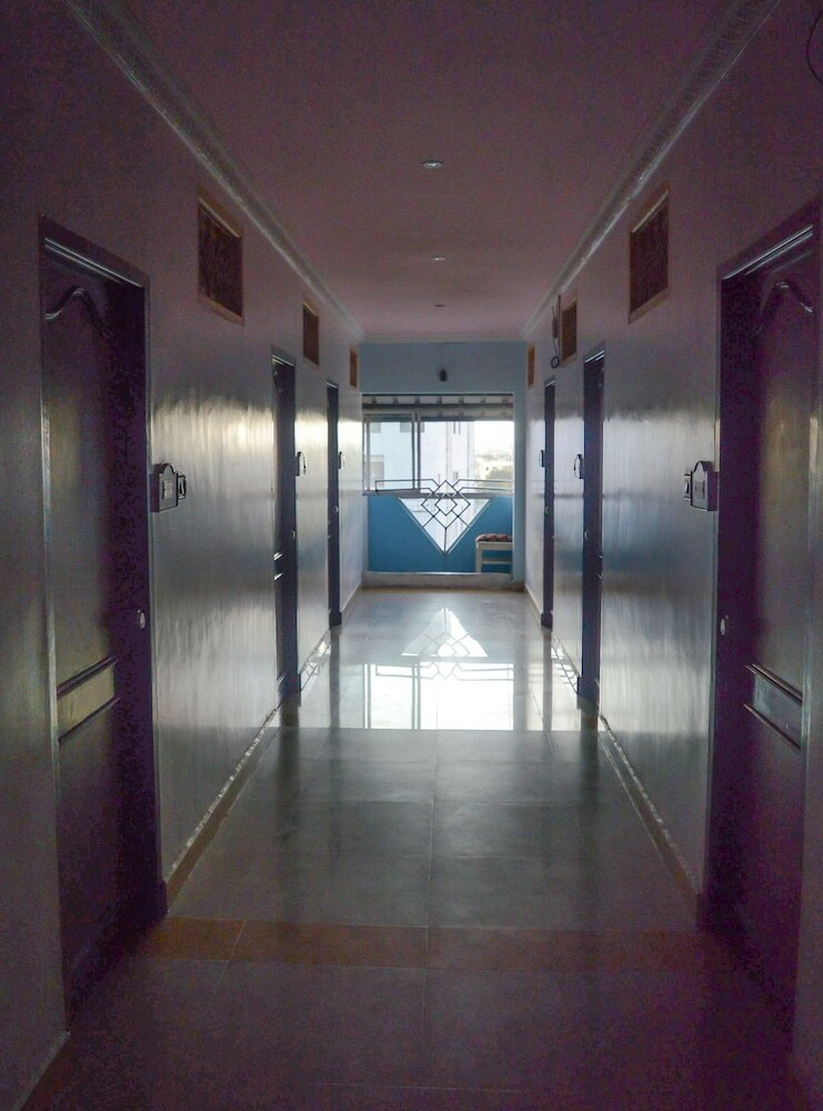 Hotel Mallika Residency