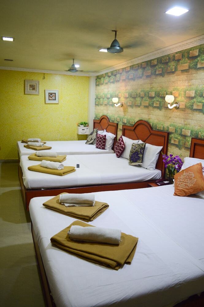 Hotel Mallika Residency