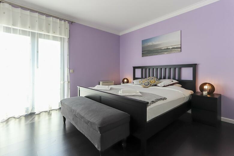 Parede Villa With Pool By Homing