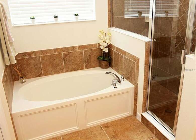 Ly231617 - Watersong - 6 Bed 4 Baths Villa