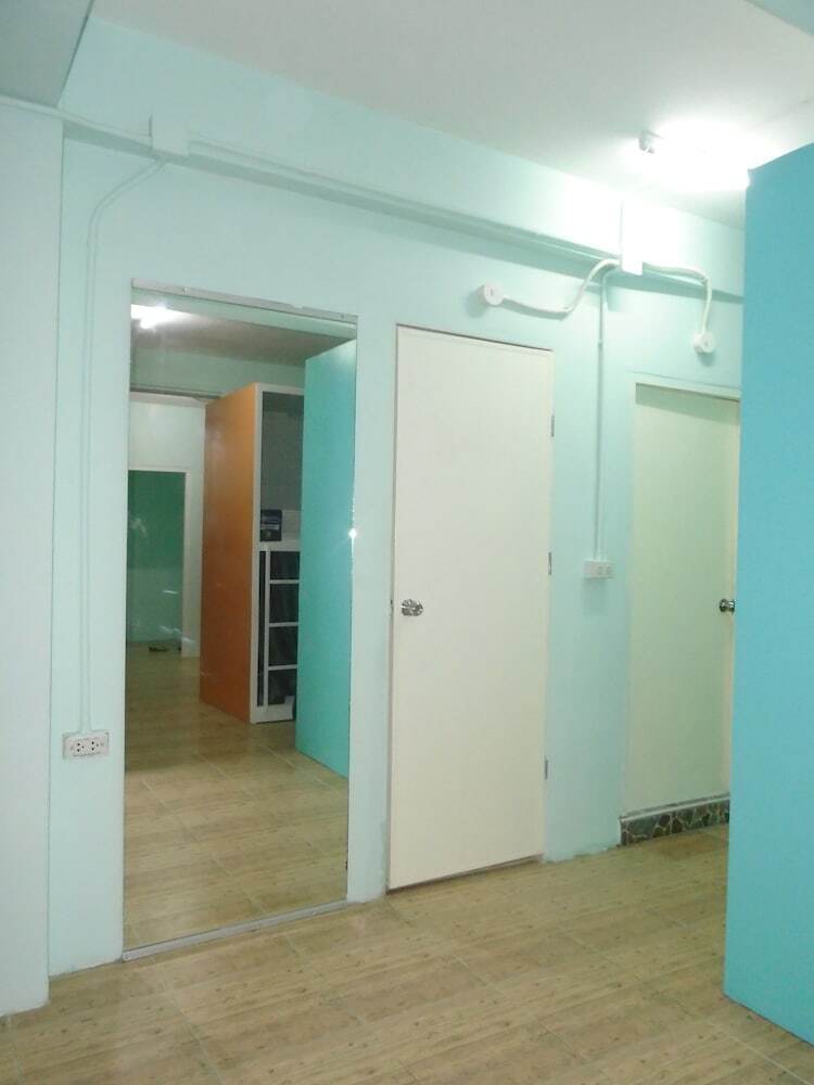 Hostal Panda Hostel Phuket - Adults Only