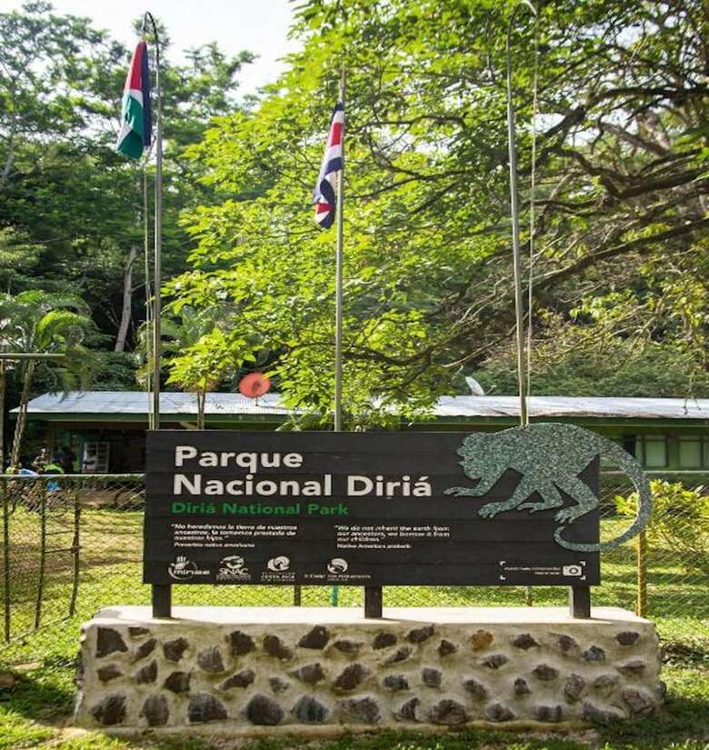 Hotel Diria Santa Cruz
