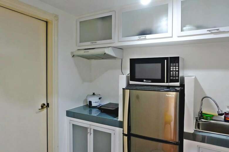 Forbeswood Heights 2br By Stays Ph