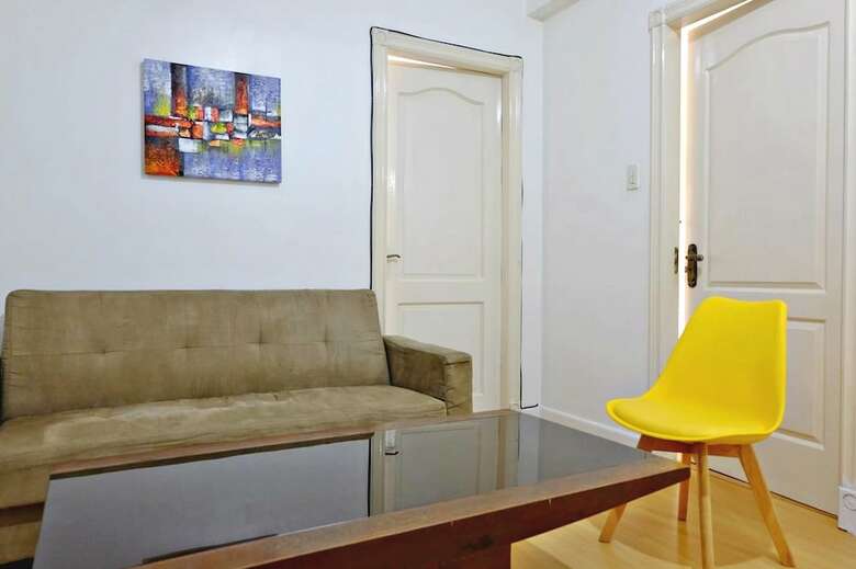 Forbeswood Heights 2br By Stays Ph