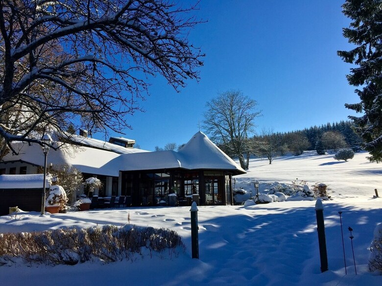 Wellness Golf Und Weinhotel Zum Ochsen