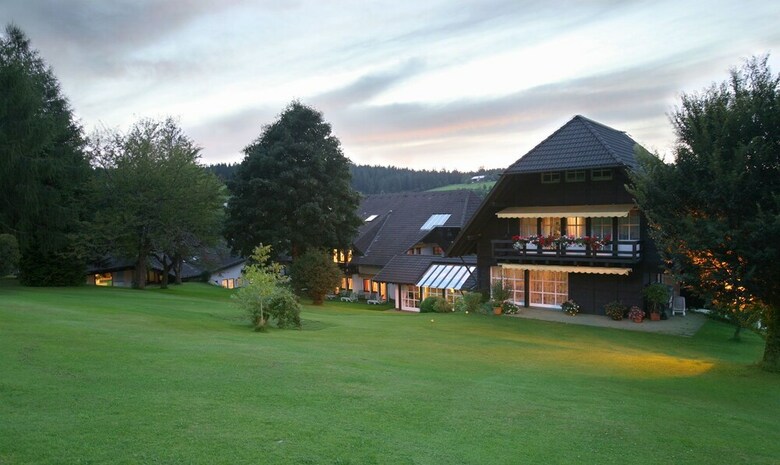 Wellness Golf Und Weinhotel Zum Ochsen