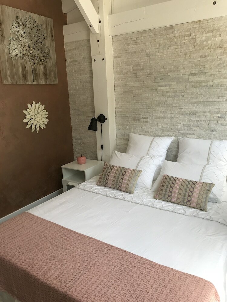 Hotel Au Gre Du Sud -  Chambres D'h�tes