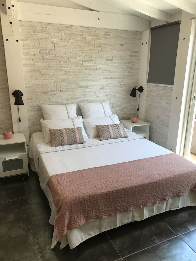 Hotel Au Gre Du Sud -  Chambres D'h�tes