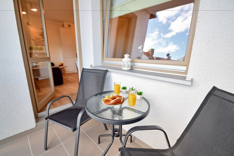 Ambria Apartments II