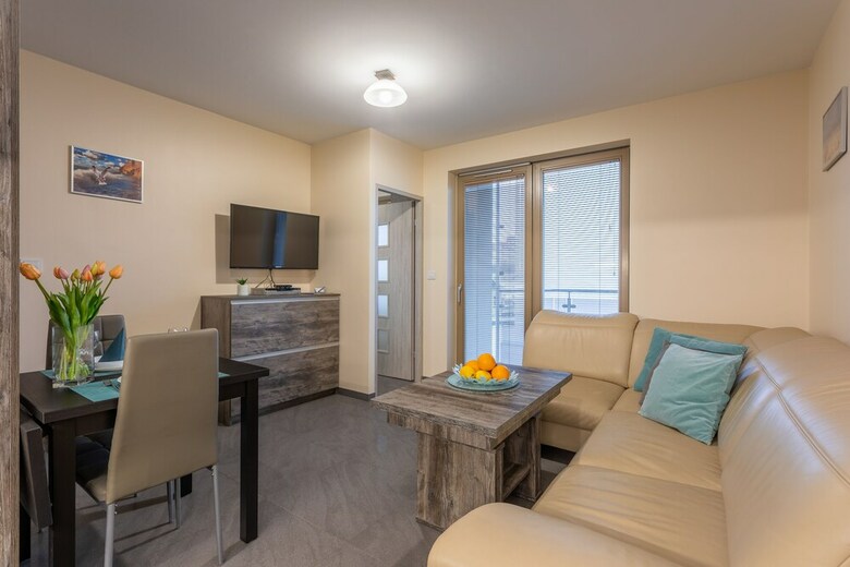 Ambria Apartments II