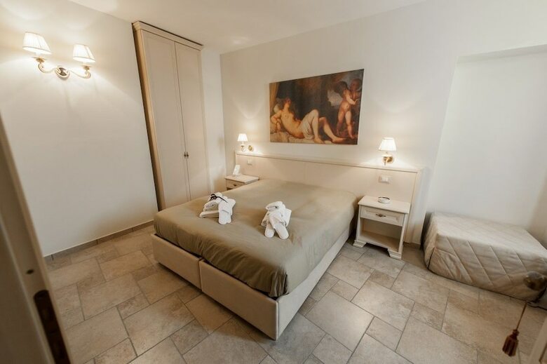 Le Pietre Del Borgo
