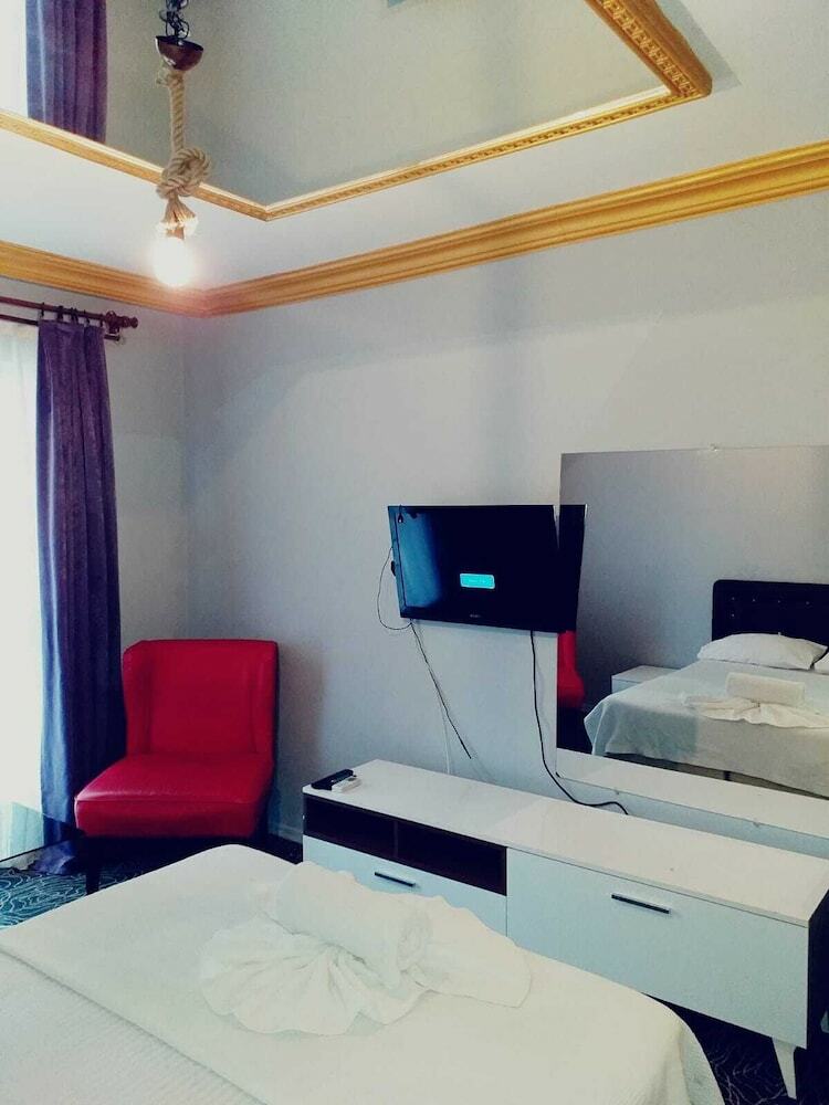 Hotel Last Point
