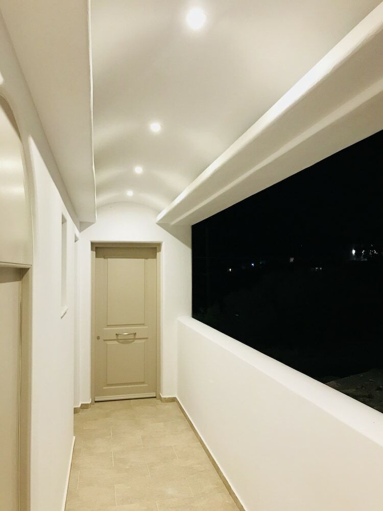 Bed & Breakfast Theasis Luxury Suites