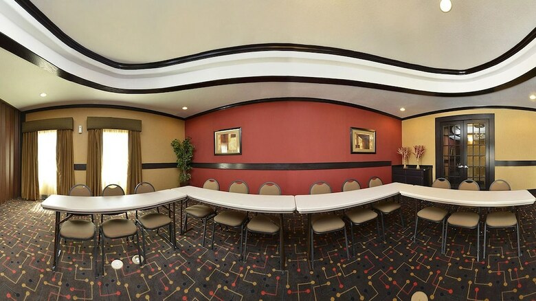 Hotel Quality Inn & Suites