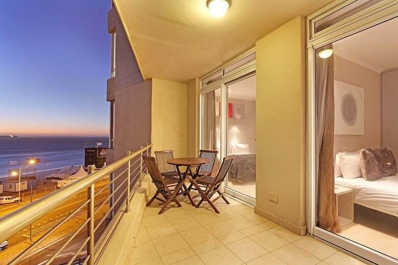Apartamentos Portico 404