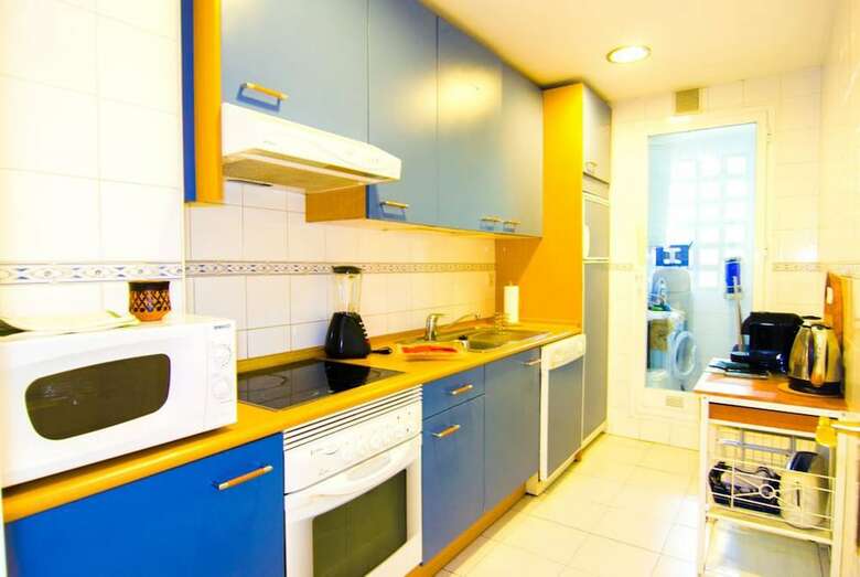 Apartamentos Oleholidays Milla de Oro Nag�eles Con Jard�n
