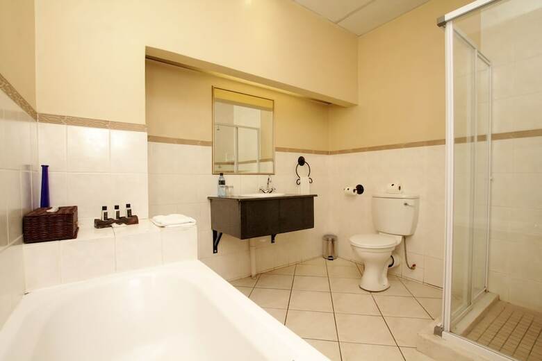 Benvenuto Hotel And Conference Centre