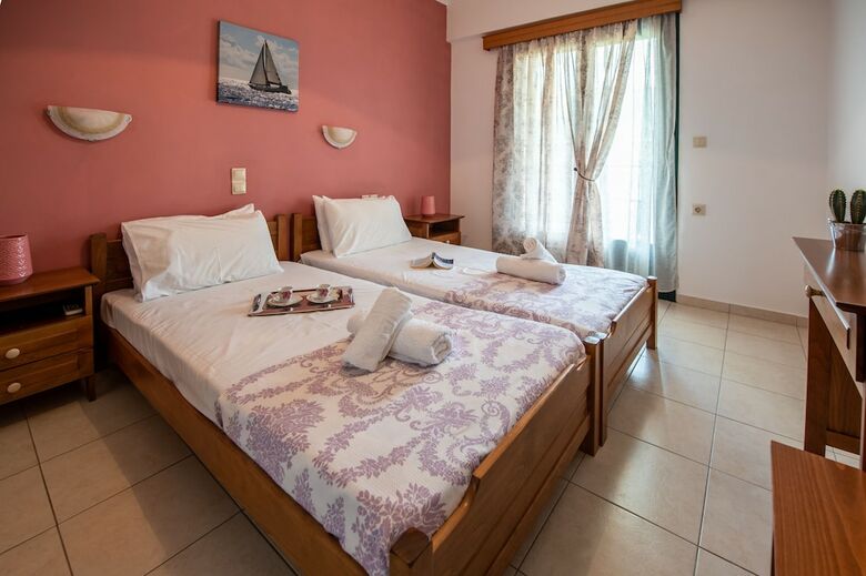 Apartamentos Ionion Maisonettes And Studios