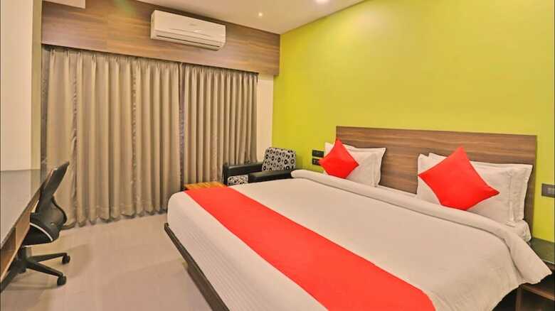Genx Surat By 1589 Hotels