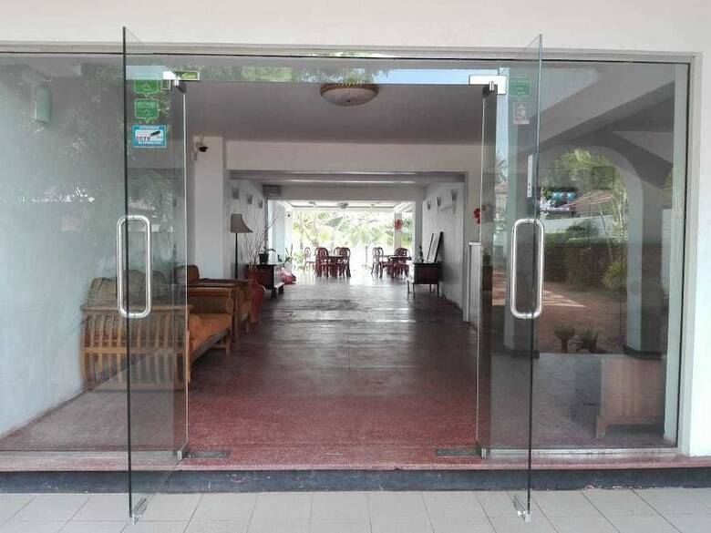 Aqua Reach Hotel