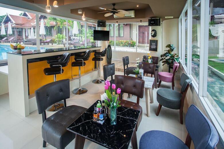 Hotel Achawalai By Pp