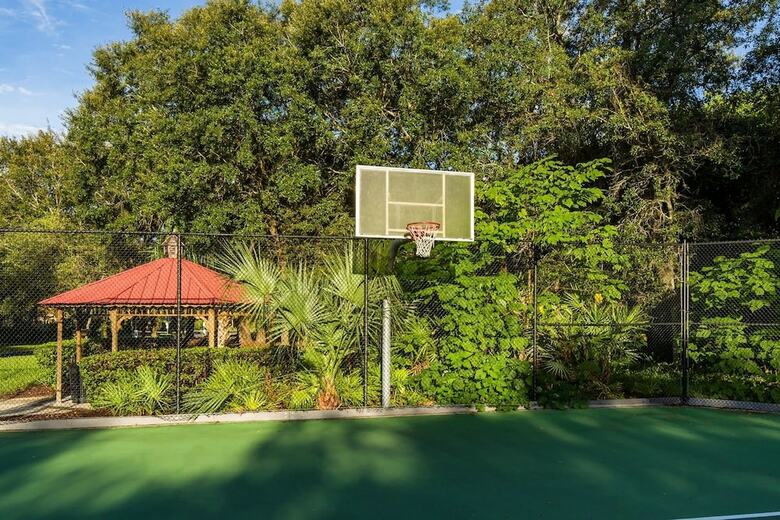 Emerald Island Rentals