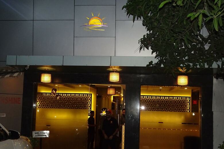 Hostal Sunshine Hostels