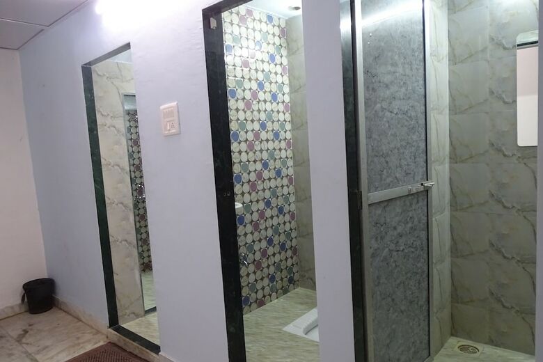 Hostal Sunshine Hostels