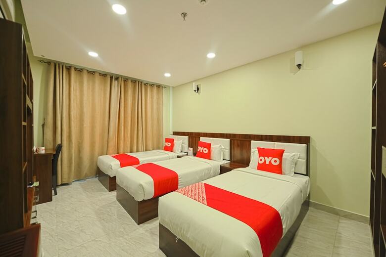 Oyo 118 Golden Crown Hotel