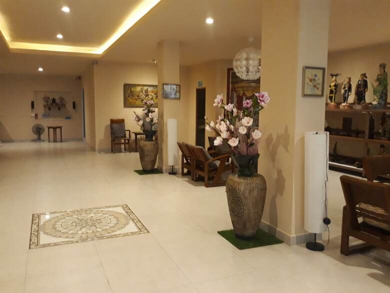 Hotel New Sorot House