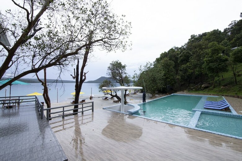 Hotel Pearl Resort
