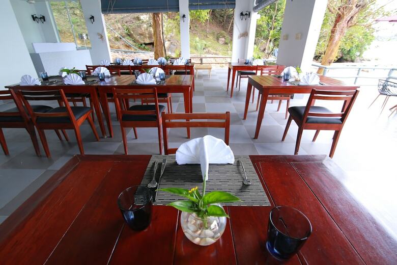 Hotel Pearl Resort