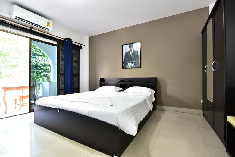 Hotel Escobar Guesthouse