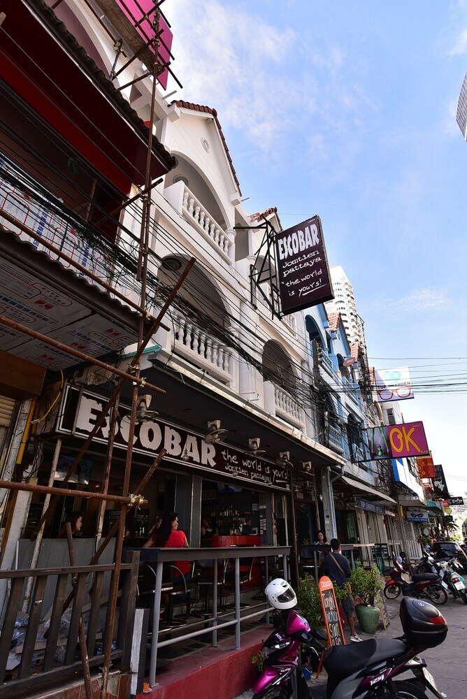 Hotel Escobar Guesthouse