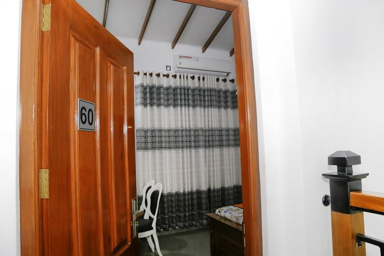 Ranmal Airport Transit Hotel