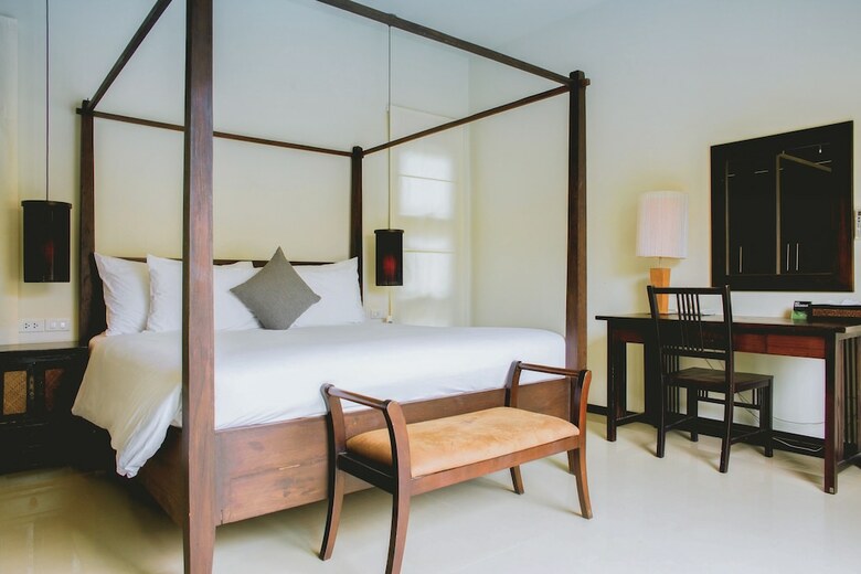 Two Villas Holiday Oriental Style Layan Beach