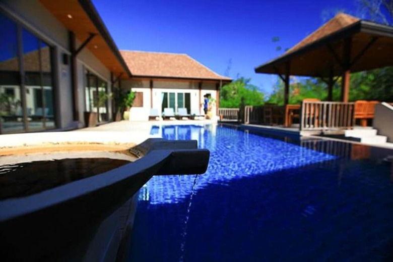 Two Villas Holiday Oriental Style Layan Beach
