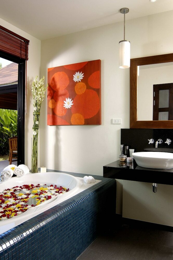 Two Villas Holiday Oriental Style Layan Beach