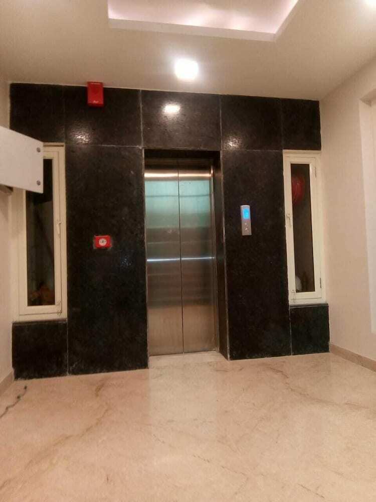 Hotel Mira International