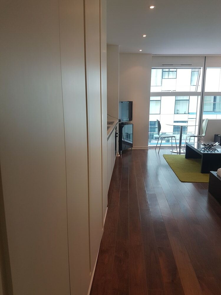 Tp Apartments - Cube Studio