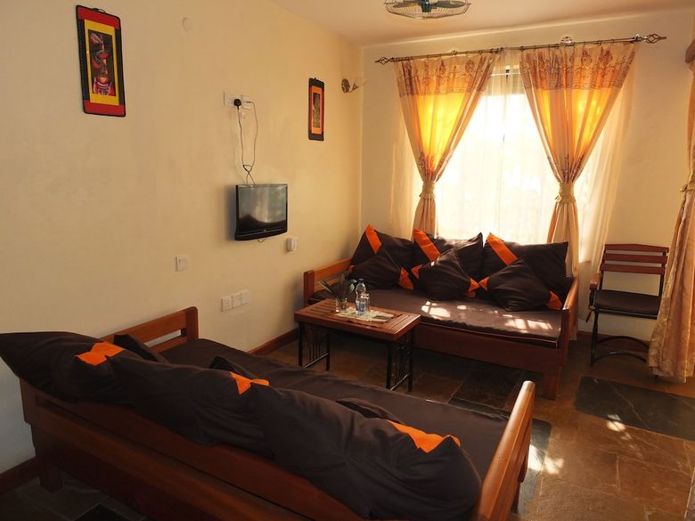 Bed & Breakfast Afrika Lodges - Voi