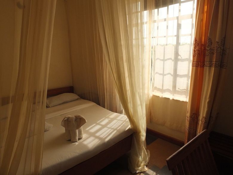 Bed & Breakfast Afrika Lodges - Voi