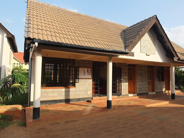 Bed & Breakfast Afrika Lodges - Voi
