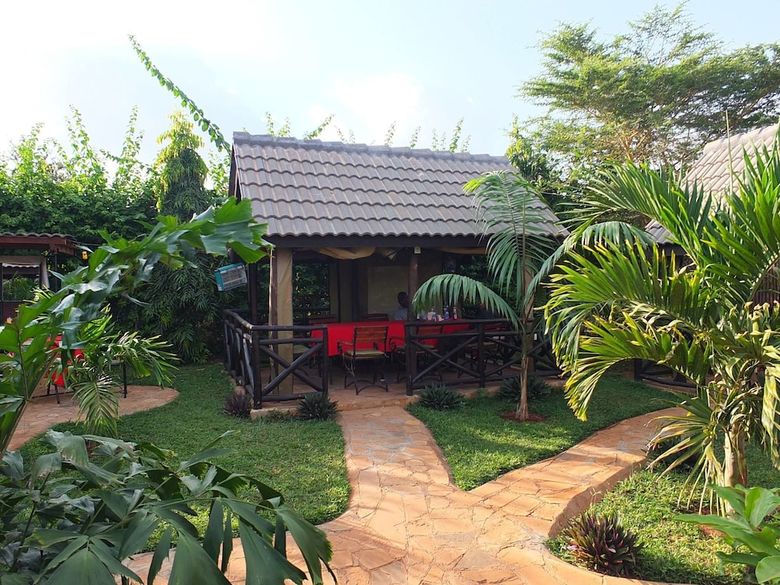 Bed & Breakfast Afrika Lodges - Voi