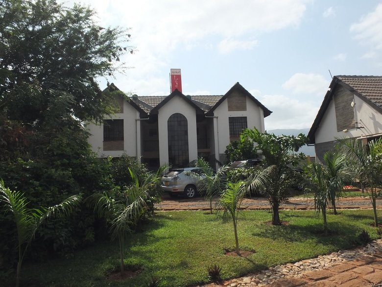 Bed & Breakfast Afrika Lodges - Voi