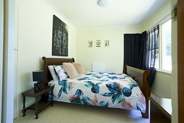 Cambridge Cottage - Self Catering Accom