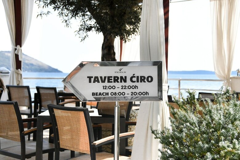 Hotel Perla - Annexes